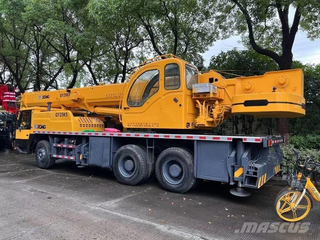XCMG QY25KC Yol-Arazi Tipi Vinçler (AT)