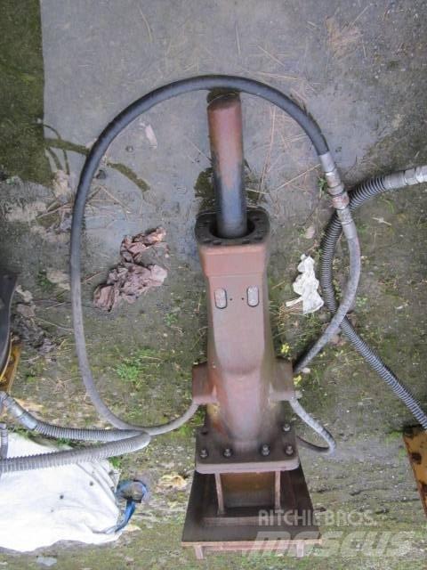 Atlas Copco SB 702 Hidrolik kırıcılar