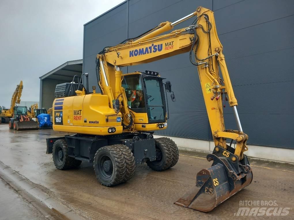 Komatsu PW160-11E0 Lastik tekerli ekskavatörler