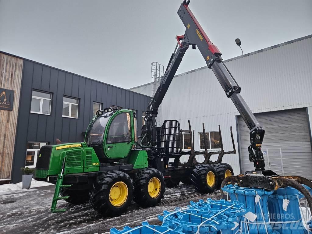 John Deere 1210 E Tomruk yükleyici traktörler