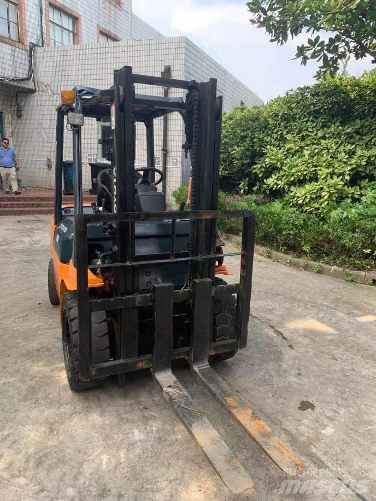 Toyota 30-5 FBL 25 Teleskopik yükleyiciler