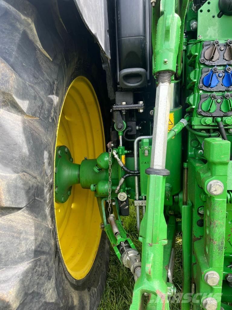 John Deere 6130 R Traktörler