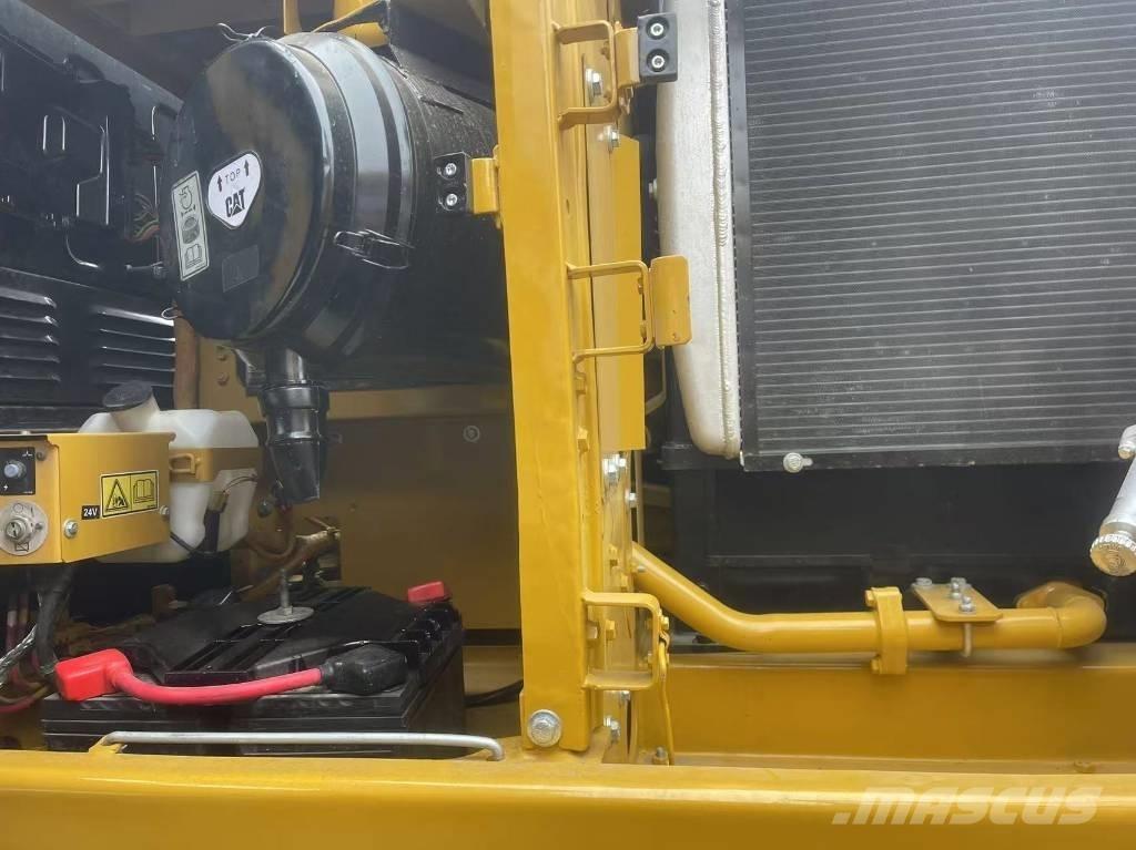 CAT 329 D Paletli ekskavatörler