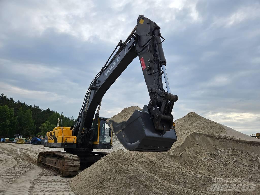 Volvo EC 460 B LC Paletli ekskavatörler