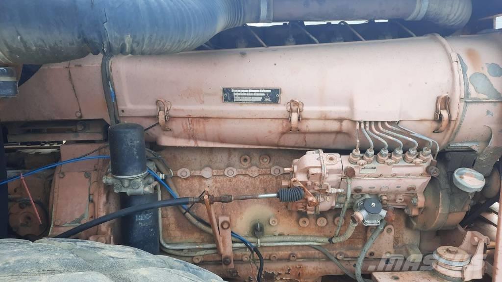 CASE W 1102 D Tek tamburlu silindirler