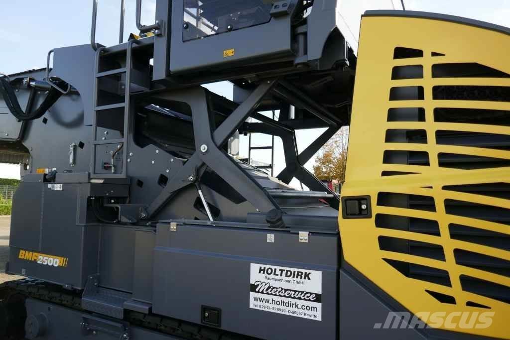 Bomag BMF 2500 M Besleme hatlari