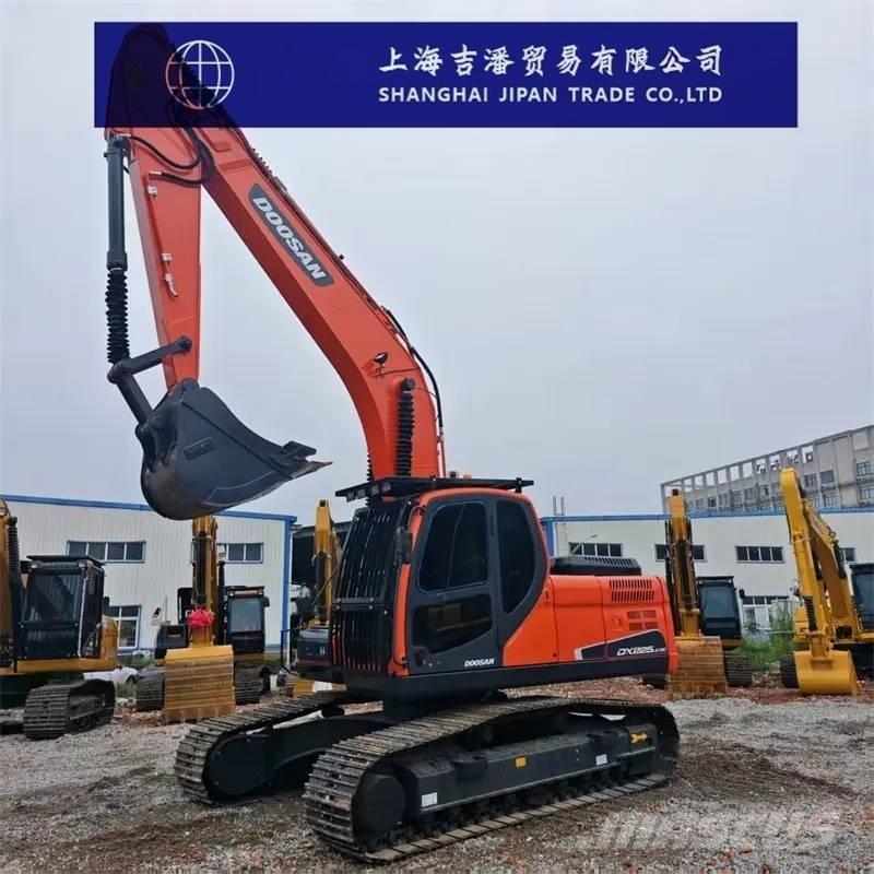 Doosan DX 225 Paletli ekskavatörler