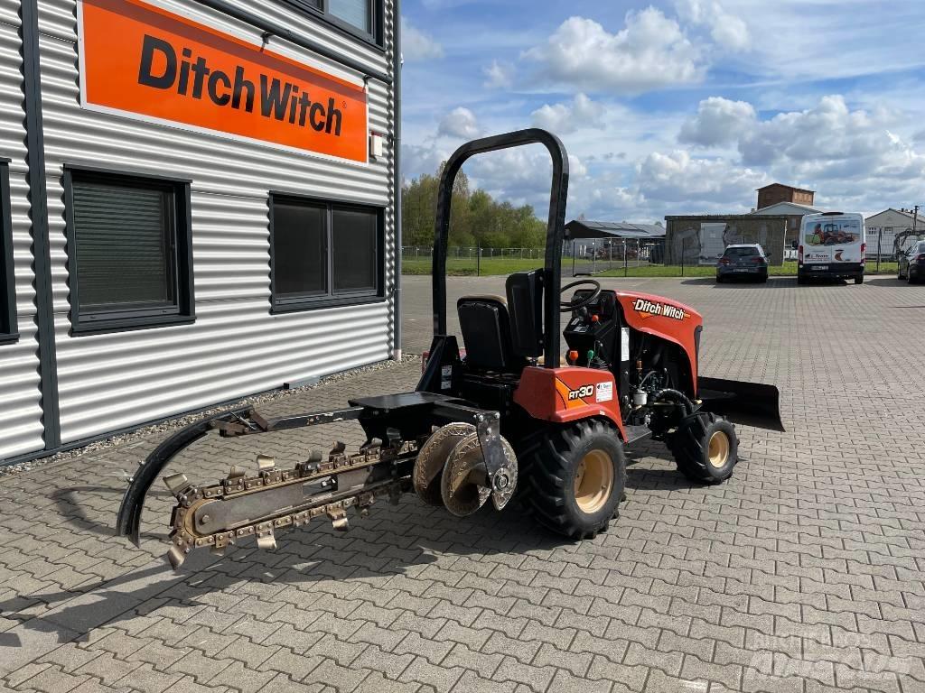 Ditch Witch RT 30 Kanal kazma makinasi