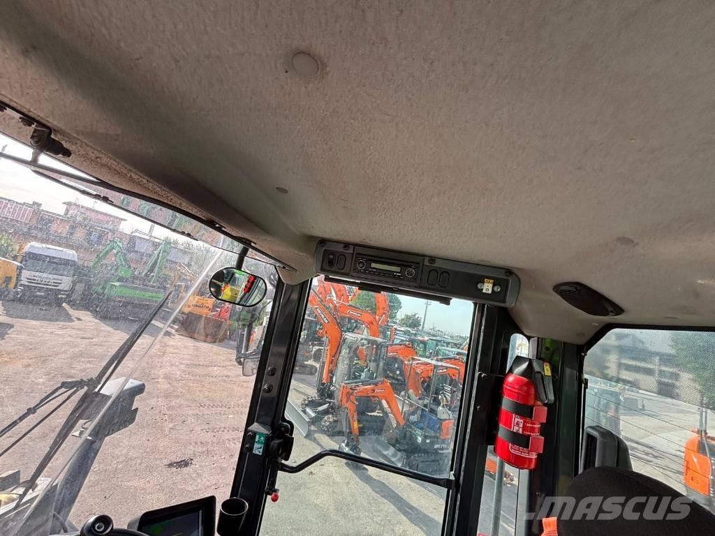 Hyundai HL 757-9 A Tekerlekli yükleyiciler