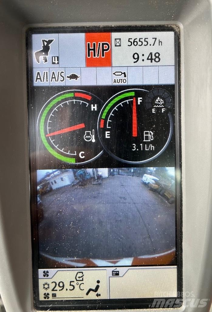 Hitachi 490 Paletli ekskavatörler