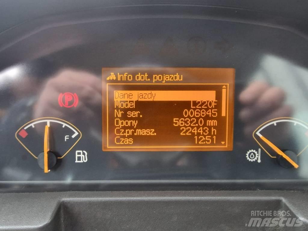 Volvo L 220 F Tekerlekli yükleyiciler