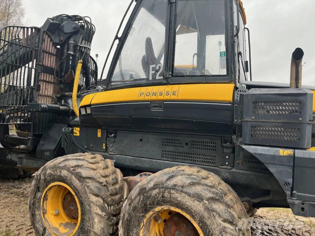 Ponsse Buffalo 8W Tomruk yükleyici traktörler