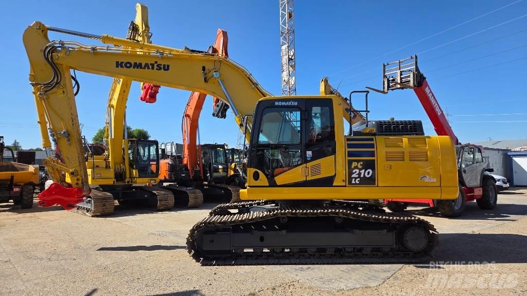Komatsu PC 210 LC-11 Paletli ekskavatörler