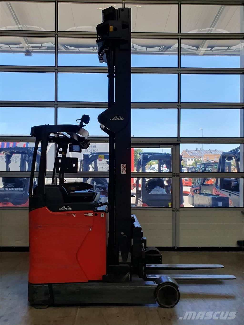 Linde R16HD Reach truck - depo içi istif araçları