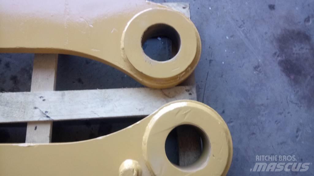 CAT 245 Bomlar ve kollar