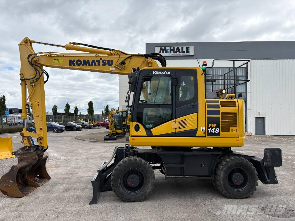 Komatsu PW148-11 Lastik tekerli ekskavatörler