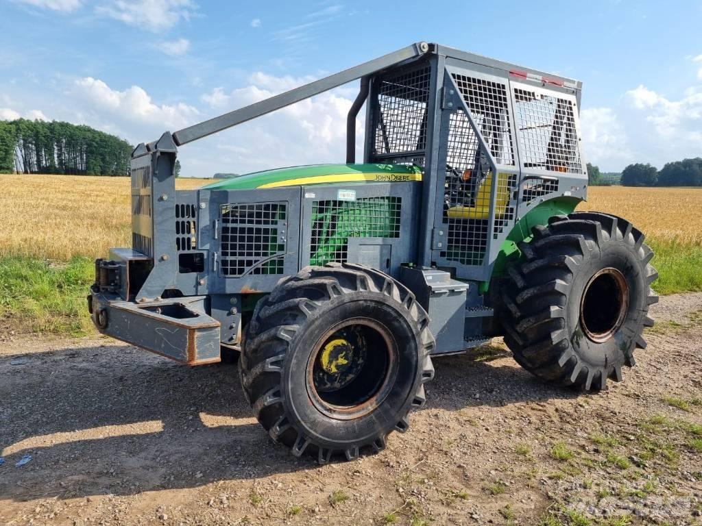 John Deere 5100 M Orman traktörleri