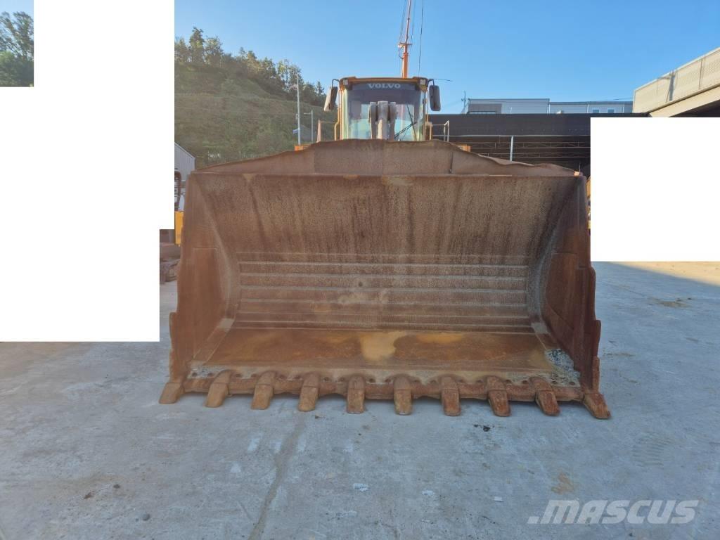 Volvo L 180 E Tekerlekli yükleyiciler