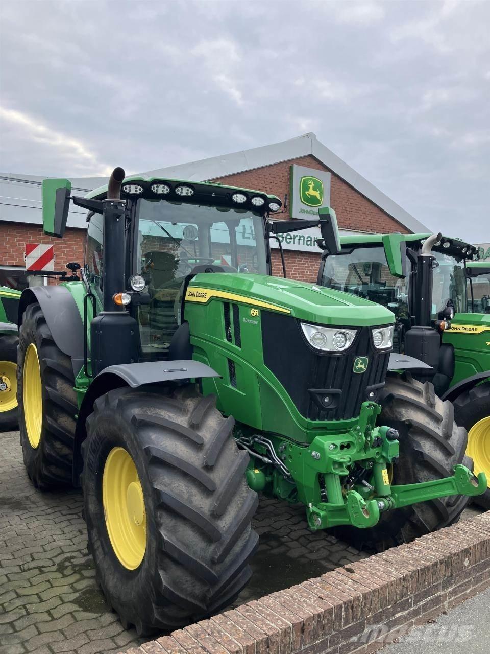 John Deere 6R 215 Traktörler