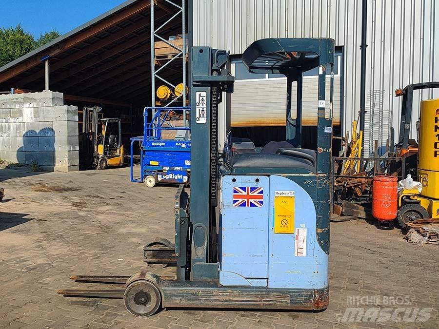 Linde R14 Reach truck - depo içi istif araçları