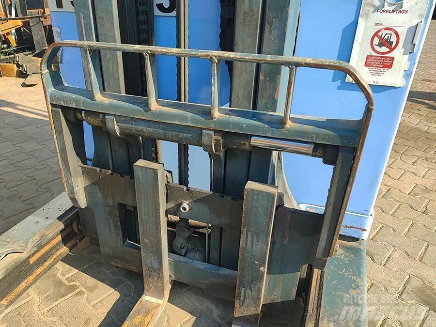 Linde R14 Reach truck - depo içi istif araçları