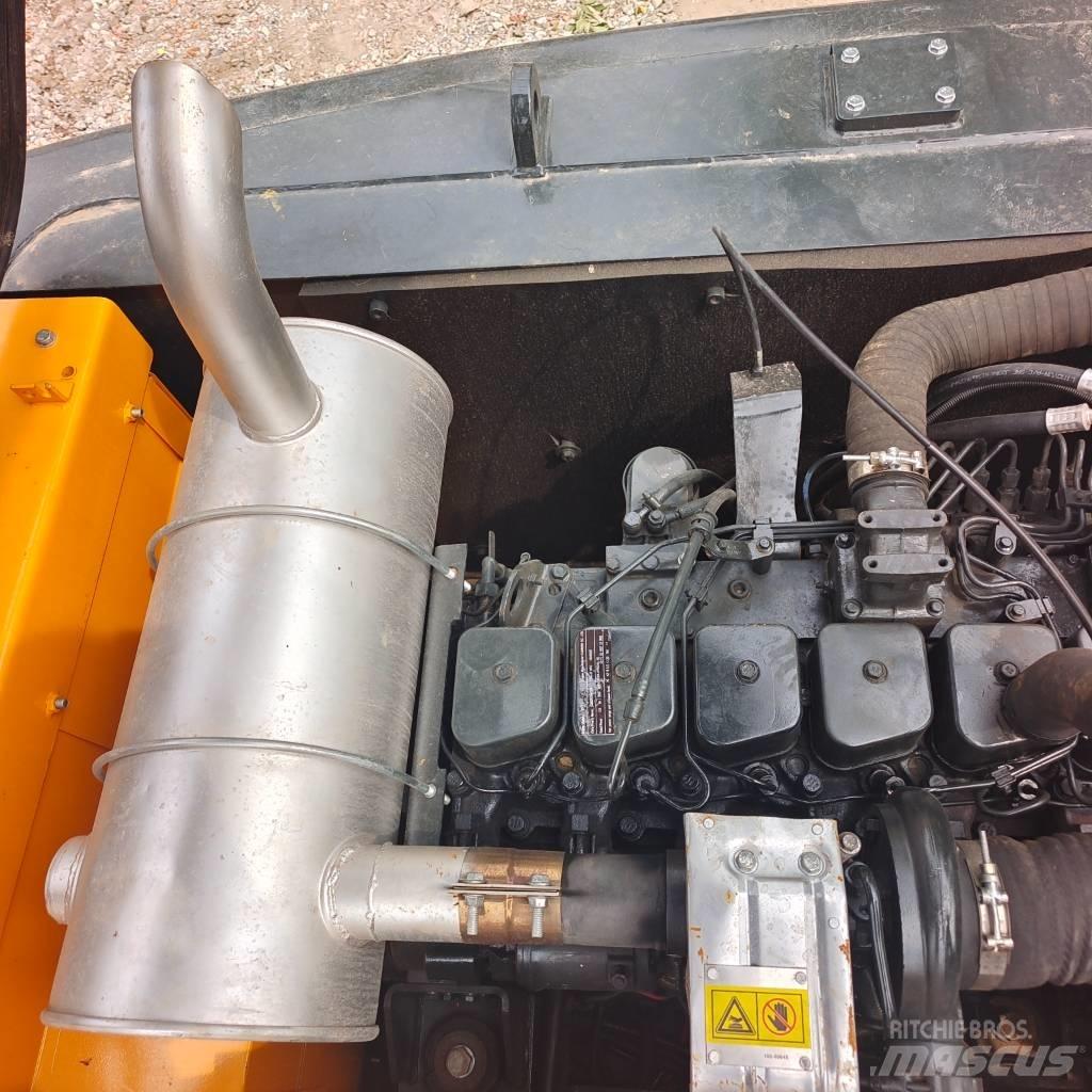 Hyundai 220LC-9 Paletli ekskavatörler