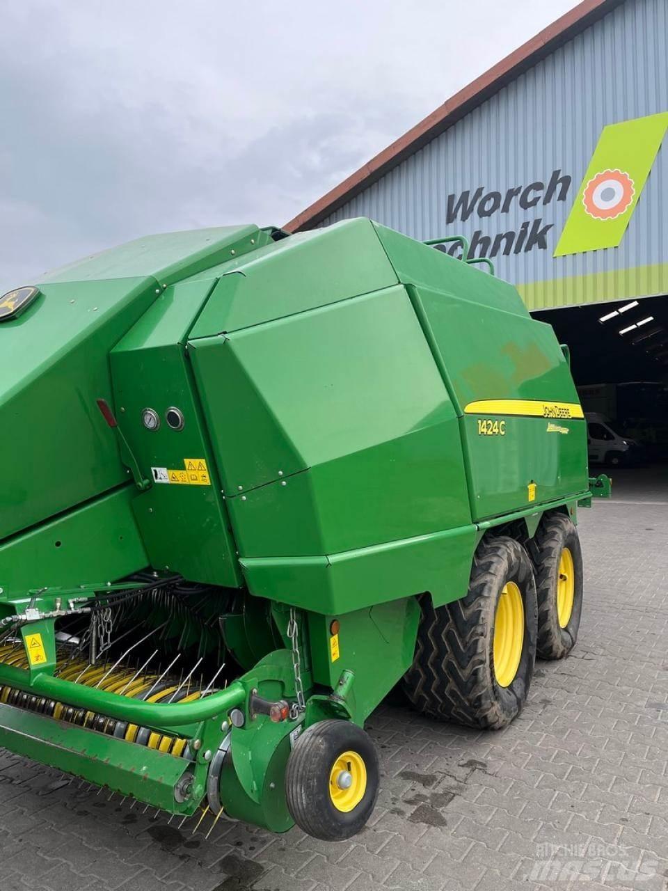 John Deere 1424 C Küp balya makinalari