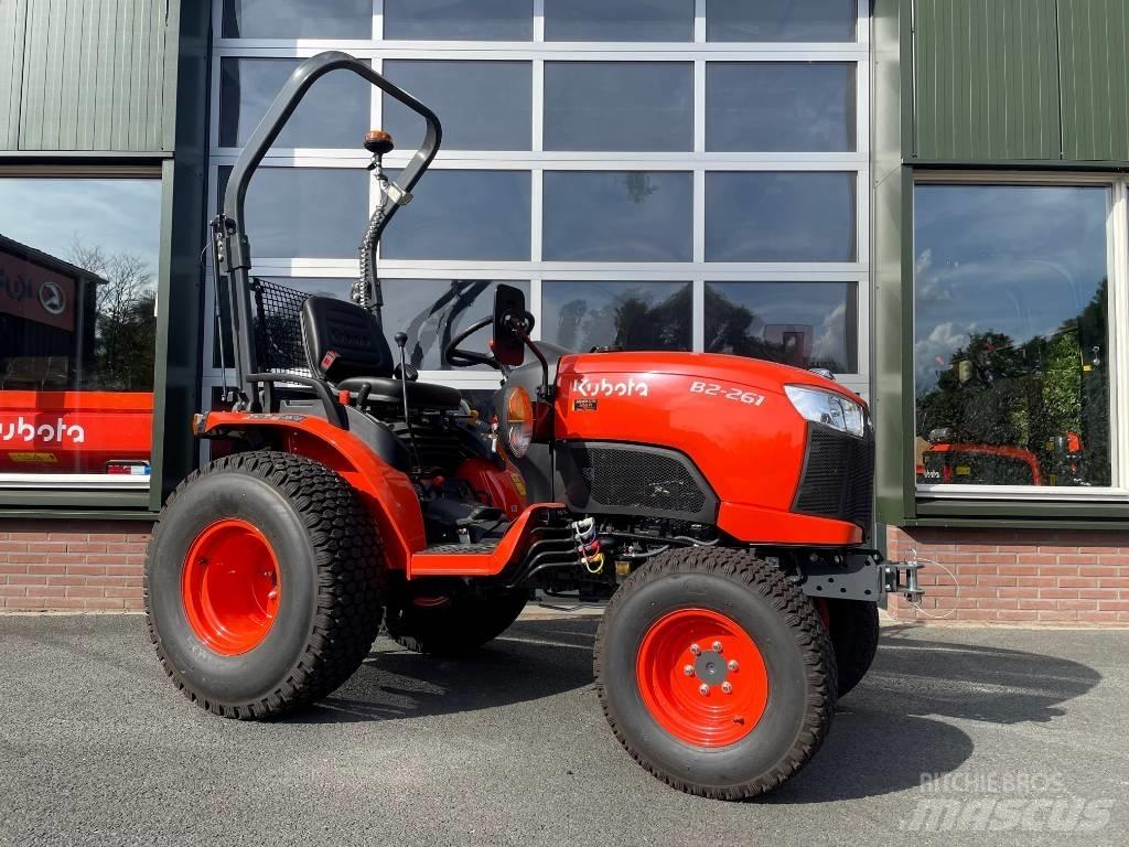 Kubota B2261 HDW Traktörler