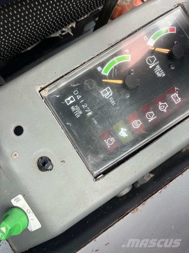 Takeuchi TB 23 R Mini ekskavatörler, 7 tona dek