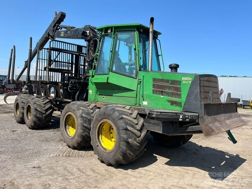 John Deere 1110D Tomruk yükleyici traktörler