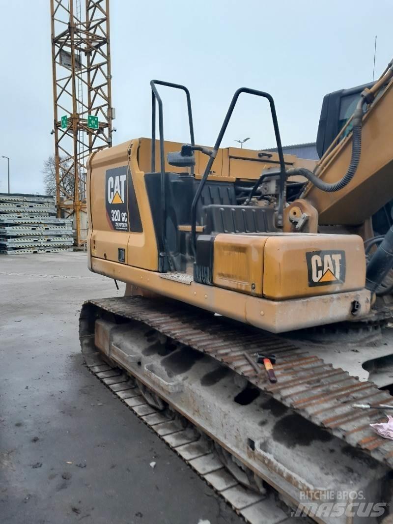 CAT 320GC Paletli ekskavatörler