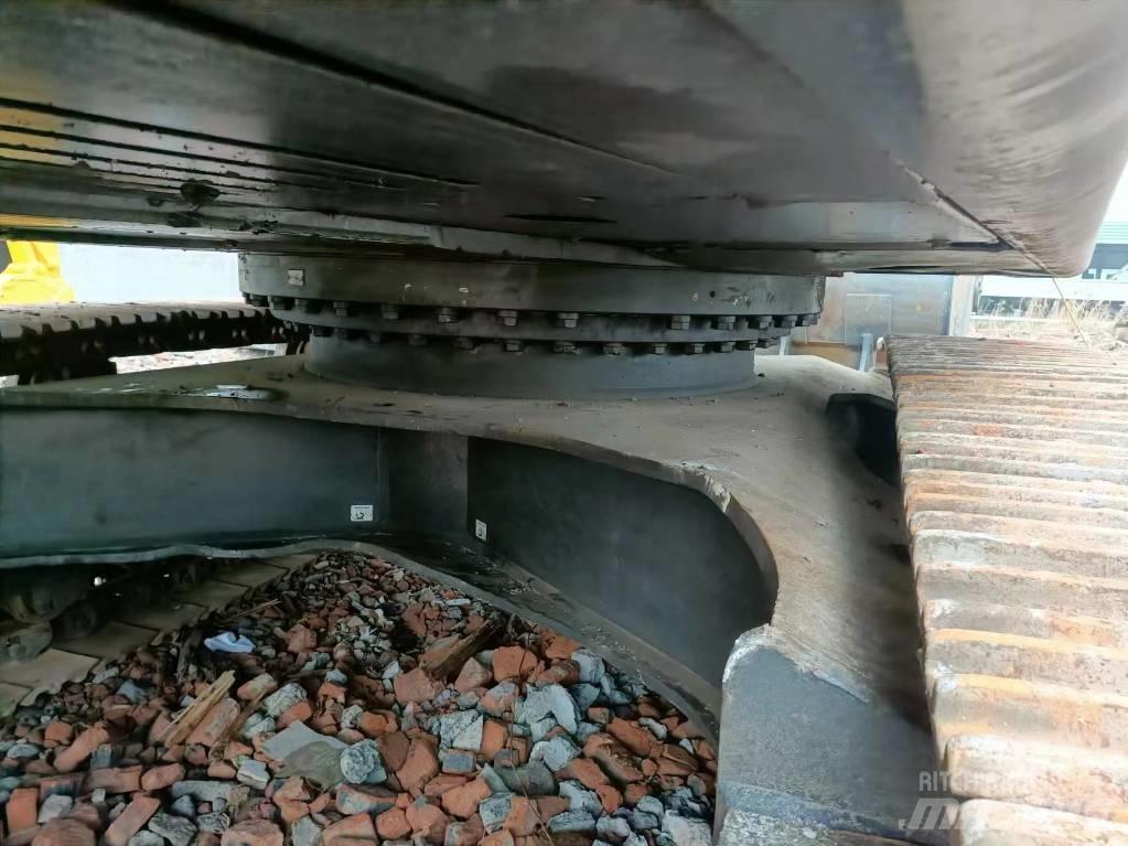 Volvo 480 Paletli ekskavatörler