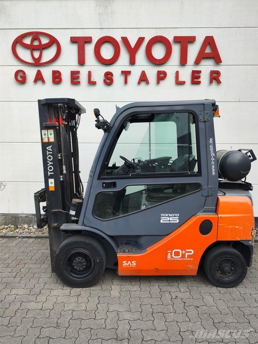 Toyota 02-8FGF25 LPG'li forkliftler