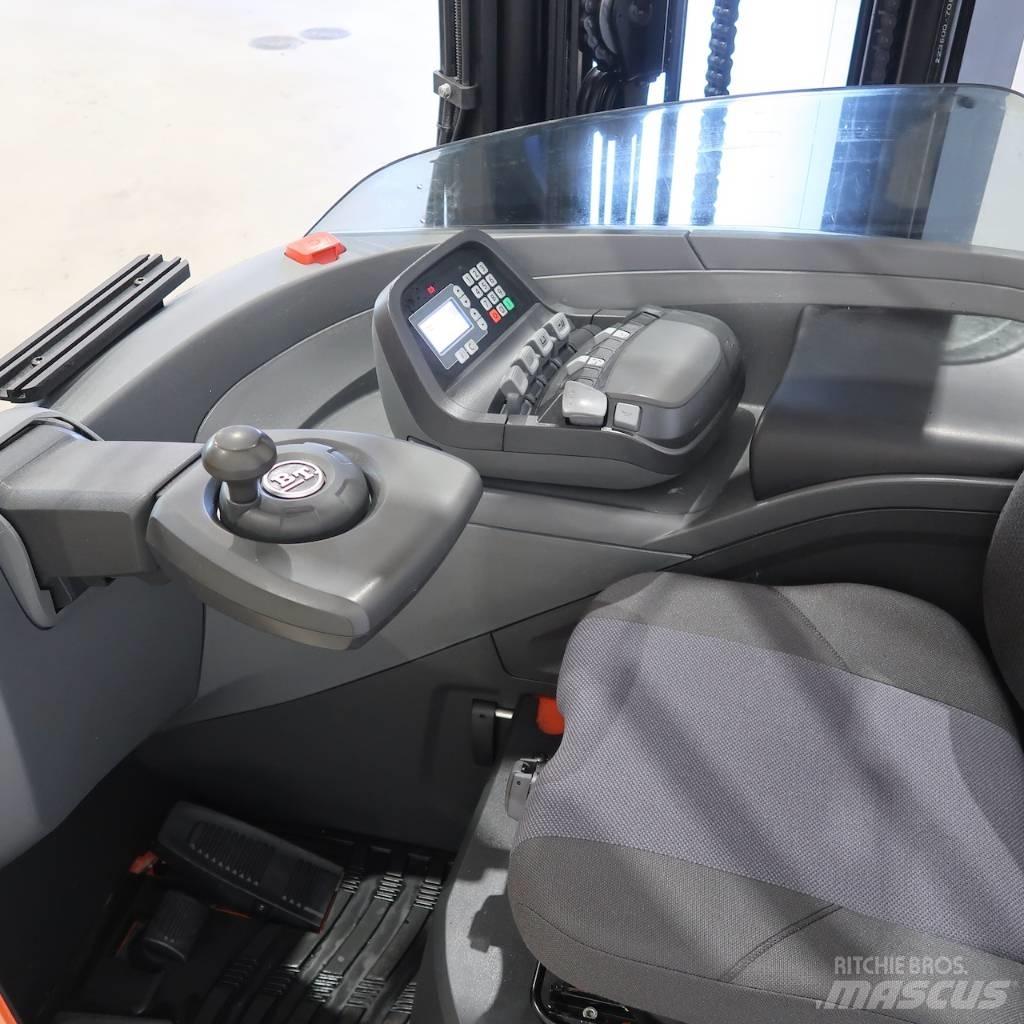 BT RRE200E Reach truck - depo içi istif araçları