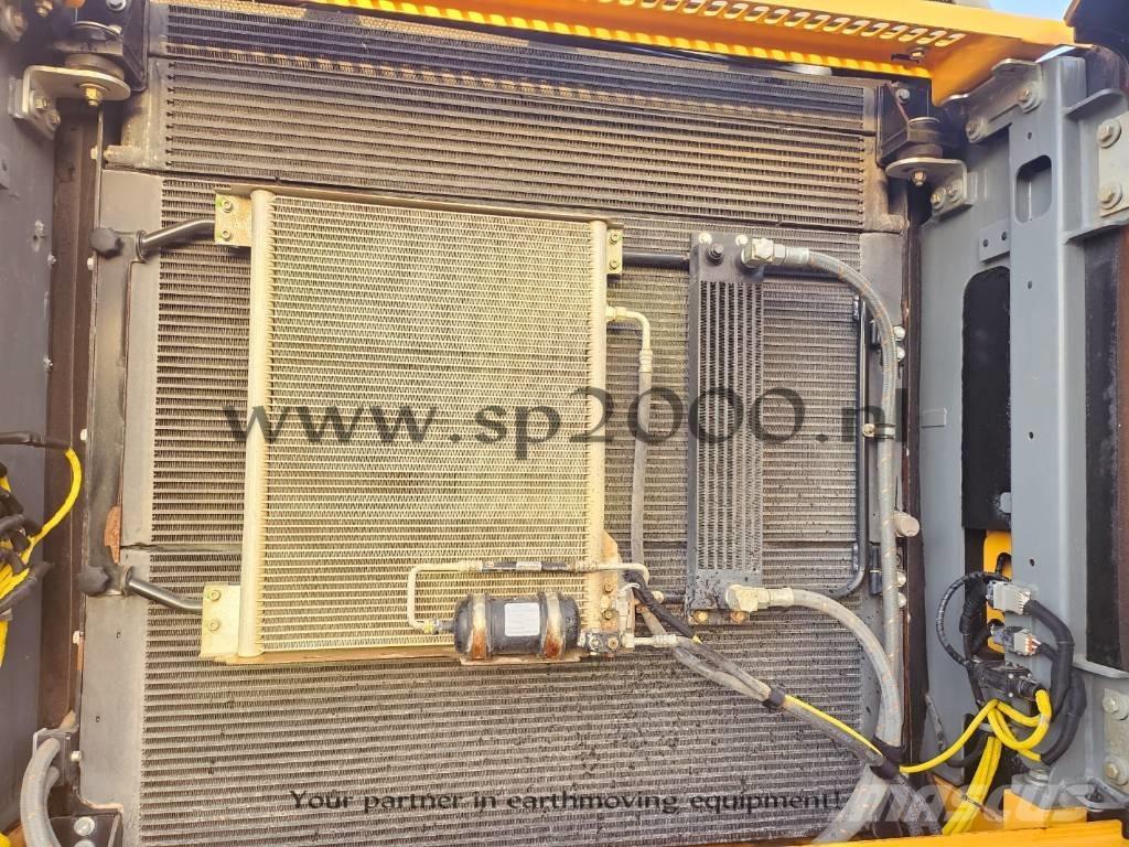 Liebherr R 936 LC Paletli ekskavatörler