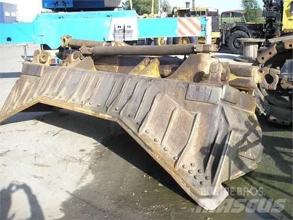 CAT D8N Paletli dozerler