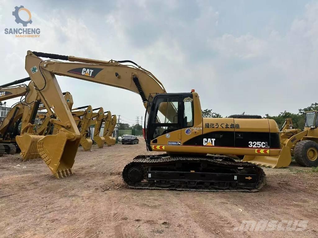 CAT 325 CL Paletli ekskavatörler