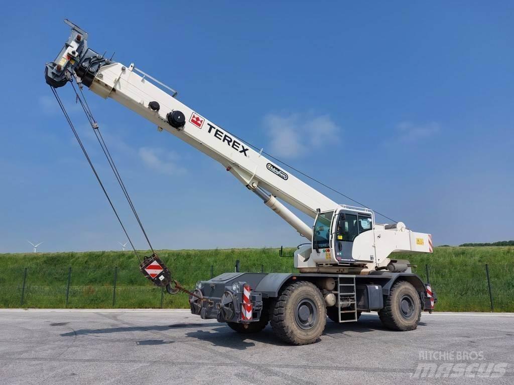 Terex Quadstar1065 Arazi Tipi Vinçler (RT)