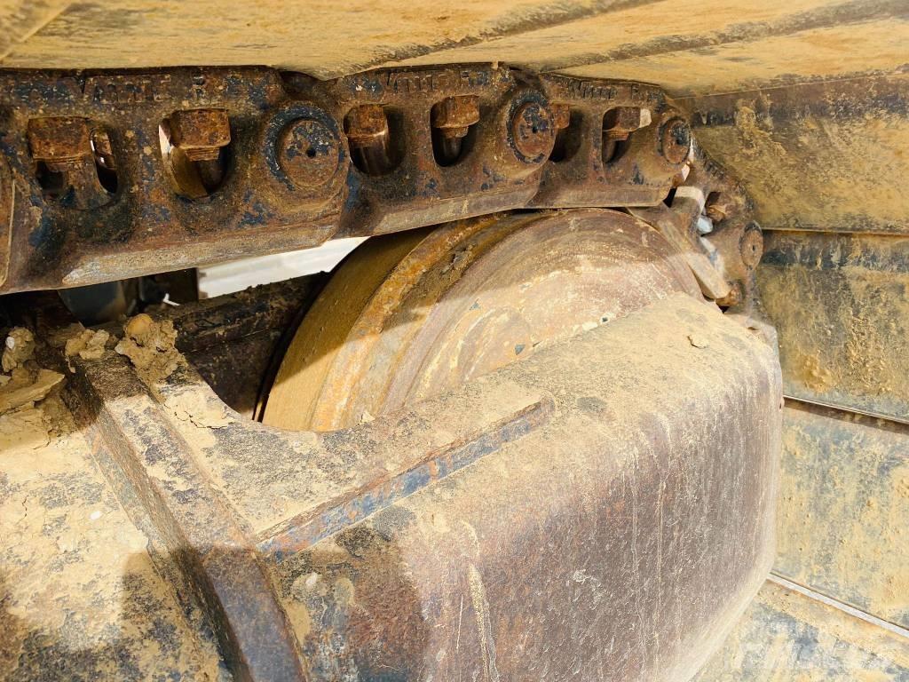 CAT 330-07a Paletli ekskavatörler