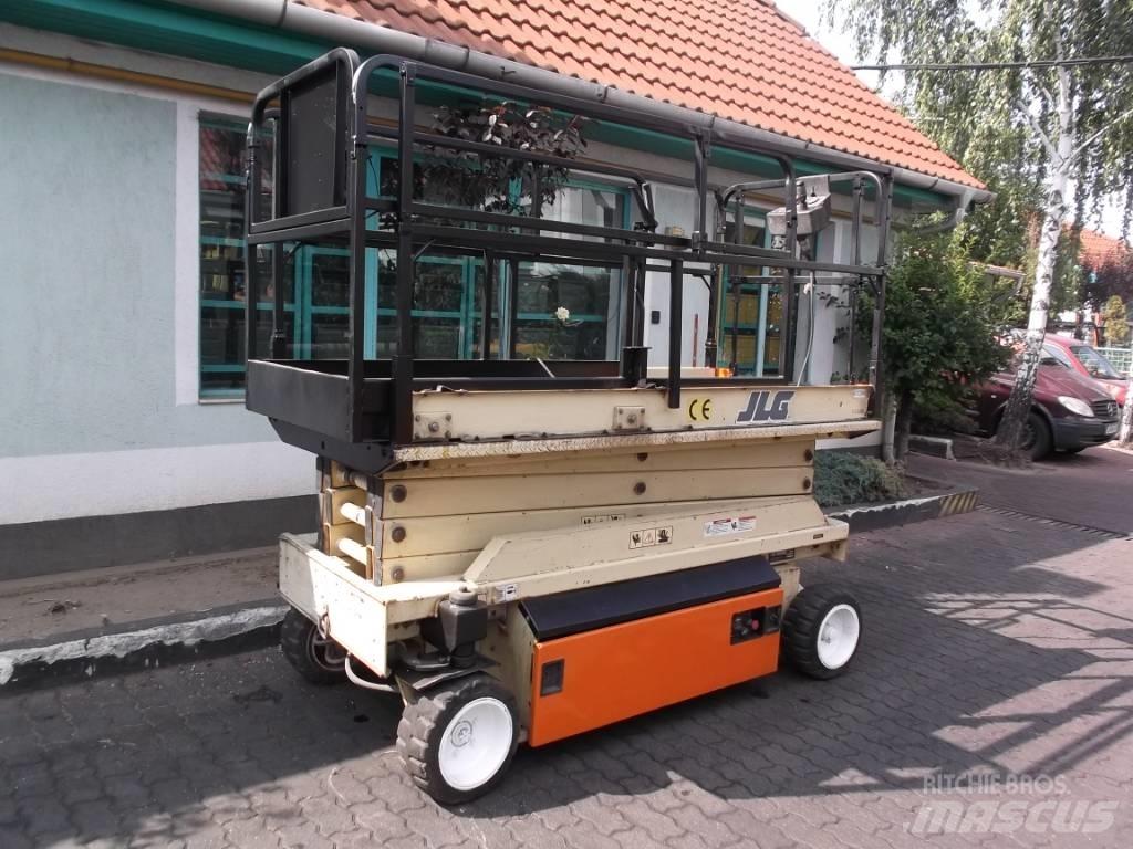 JLG 2646E      V-2288 Personel Platformları ve Cephe Asansörleri