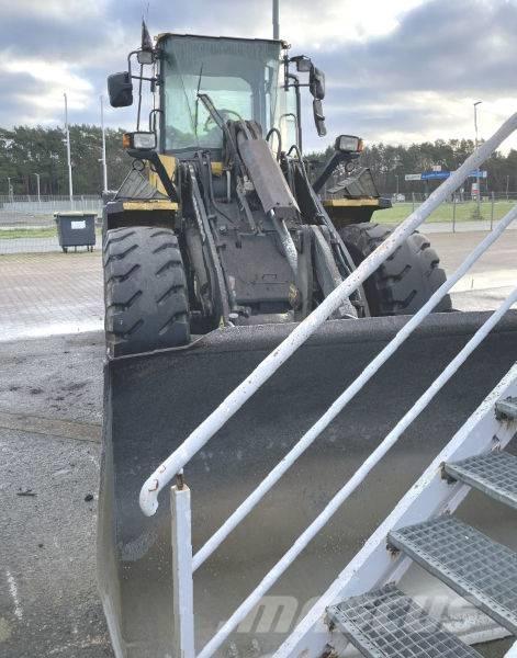 Komatsu WA 200 PT-5 Tekerlekli yükleyiciler