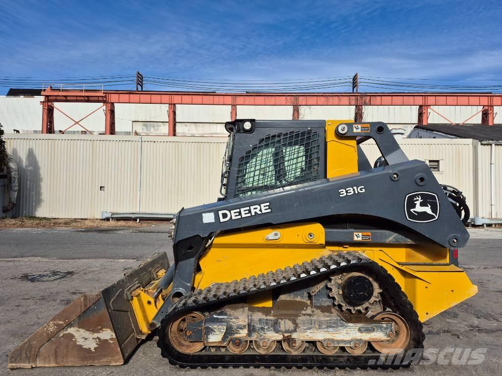 John Deere 331 Skid steer loderler