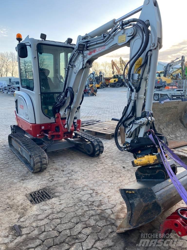 Takeuchi TB 225 Mini ekskavatörler, 7 tona dek