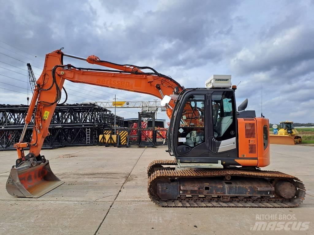 Hitachi ZX135US-6 Paletli ekskavatörler