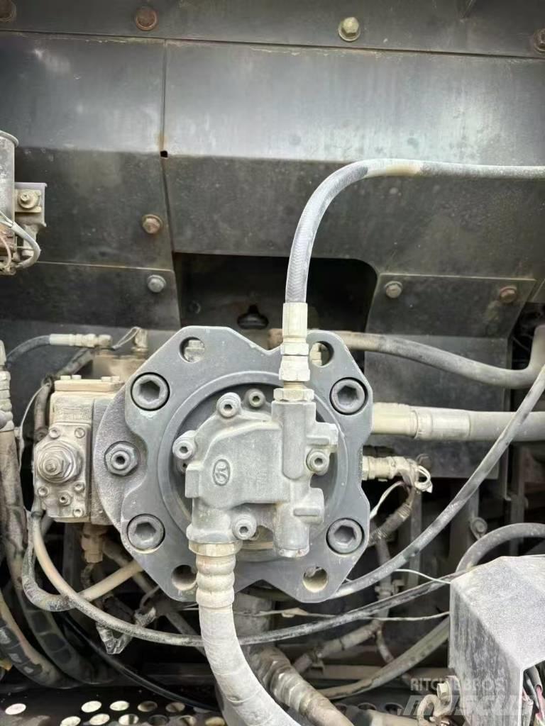 Sumitomo SH 210-5 Paletli ekskavatörler