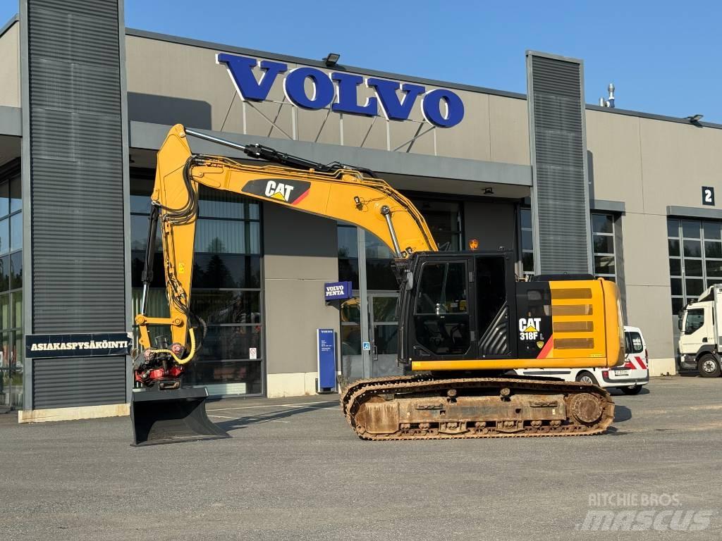 CAT 318 Paletli ekskavatörler