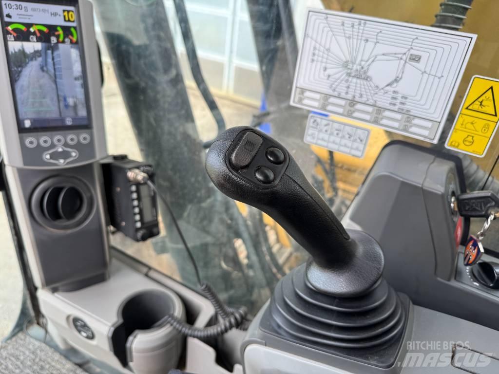 CAT 318 Paletli ekskavatörler