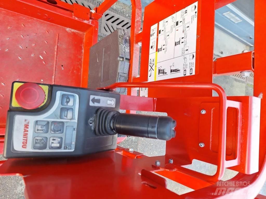 Manitou 100SEC Makasli platformlar