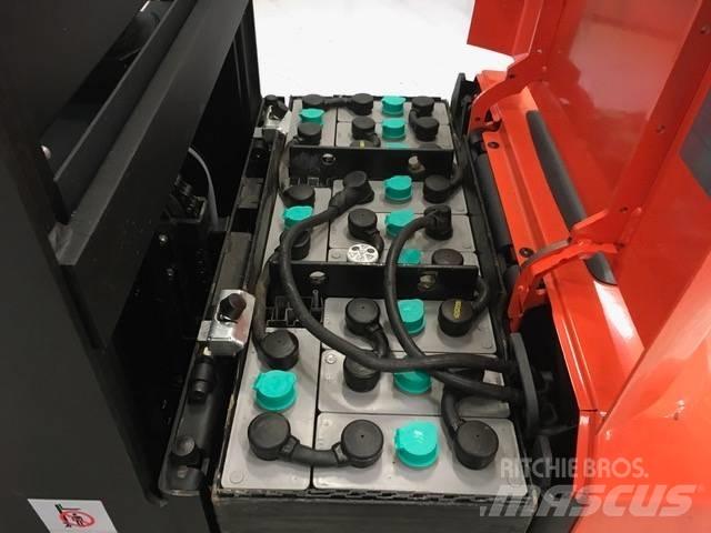 Toyota OSE 100 W Düsük seviye siparis toplayici