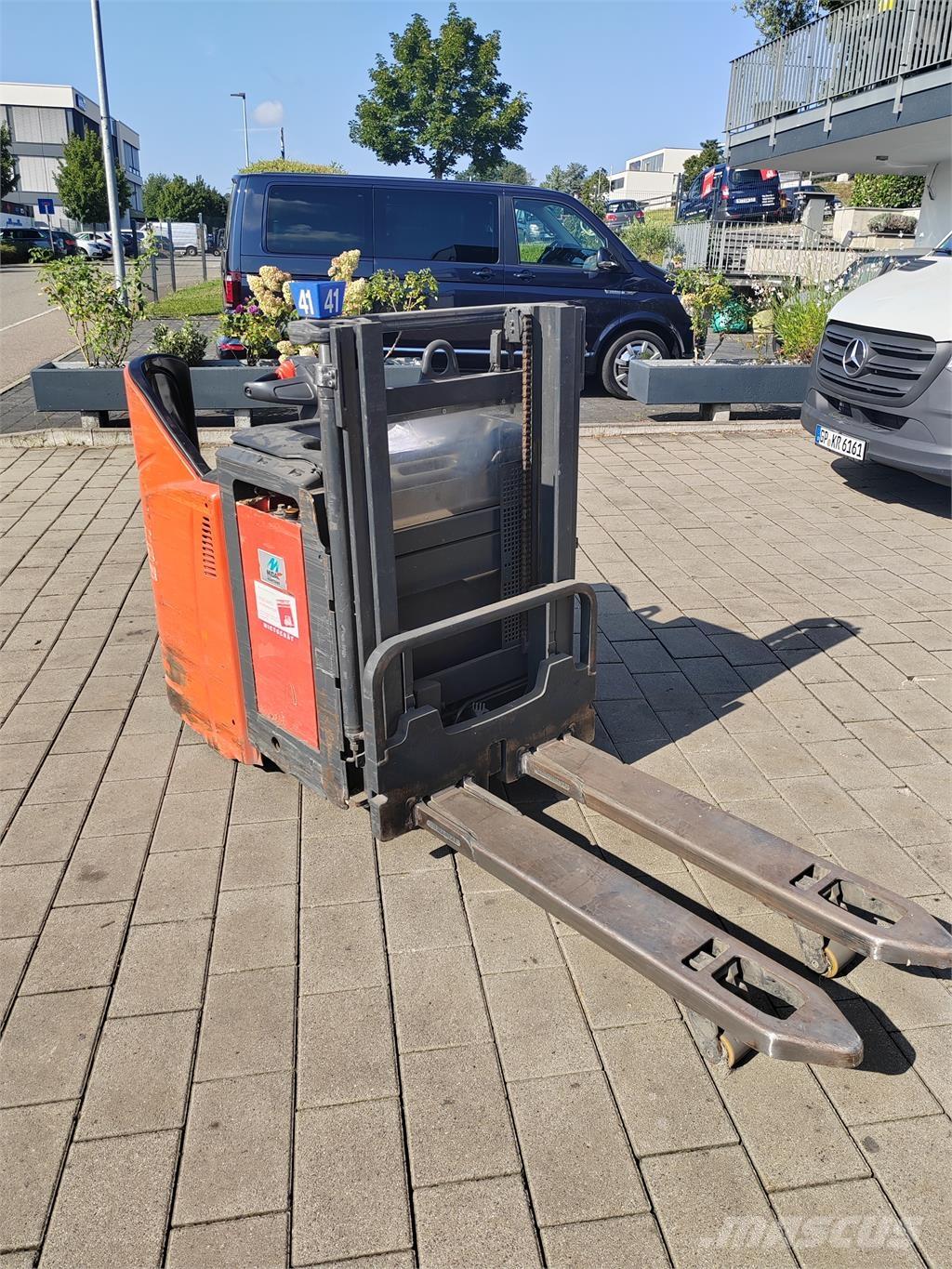 Linde L12 LHP SP Akülü depo ekipmanları